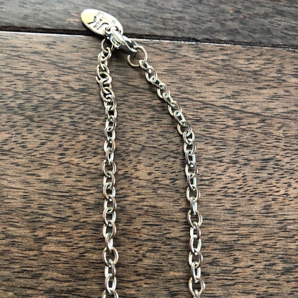 🌻3/$15 free shipping Long necklace leaf design - Picture 4 of 5